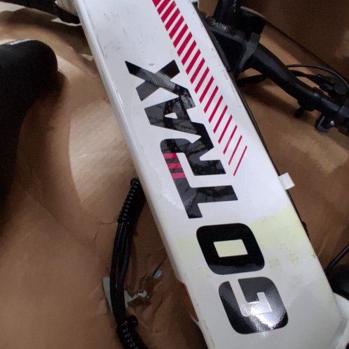 GOTRAX R2 FOLDING ELECTRIC BIKE WITH 3" FAT TIRES & 7 SPEEDS - 31KMH, 80KM MAX RANGE, 20" WHEELS - WHITE - (MODEL: R2) image 8