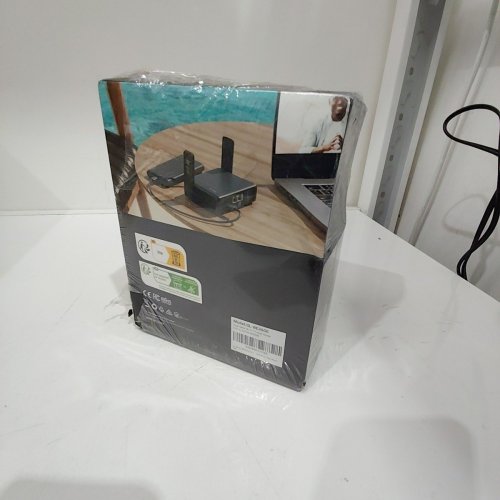 GL.INET DUAL-BAND WI-FI 7 TOUCHSCREEN TRAVEL ROUTER - 2.5G (MODEL: GL-BE3600) image 3