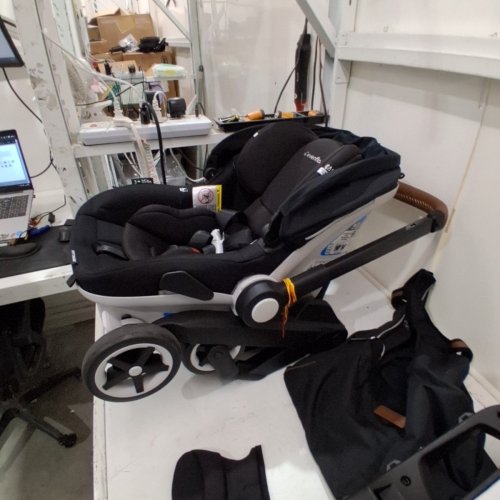 INFANT EVENFLO GOLD SHYFT DUALRIDE CAR SEAT AND STROLLER COMBO - 35LB MAXIMUM WEIGHT - ONYX BLACK - (MODEL: 37312310C) image 6