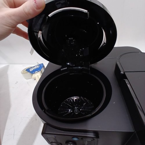 KEURIG SINGLE SERVE AND CARAFE COFFEE MAKER - BLACK (MODEL: K-DUO ESSENTIALS G2) image 10