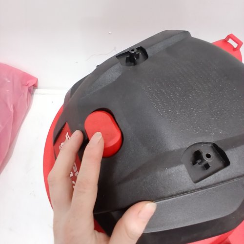 HYPER TOUGH WET/DRY MINI SHOP VACUUM - 5 GAL - STAINLESS /RED (MODEL: 50670268) image 2