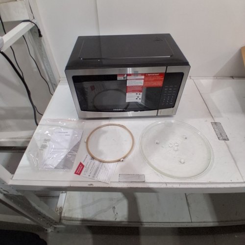 FRIGIDAIRE COMPACT COUNTERTOP MICROWAVE OVEN - 1.1 CU.FT. - BLACK/SILVER (MODEL: EMW1134) image 5