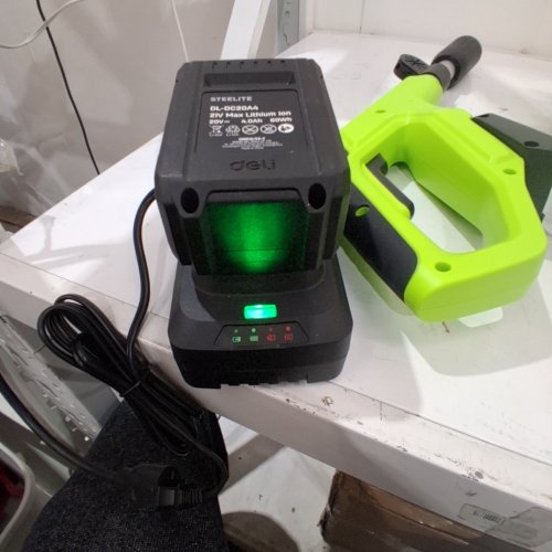 STEELITE CORDLESS SNOW SHOVEL WITH QUICK CHARGER AND DIRECTIONAL PLATE - 21V - 12" - GREEN / BLACK (MODEL: DY890-1) image 2