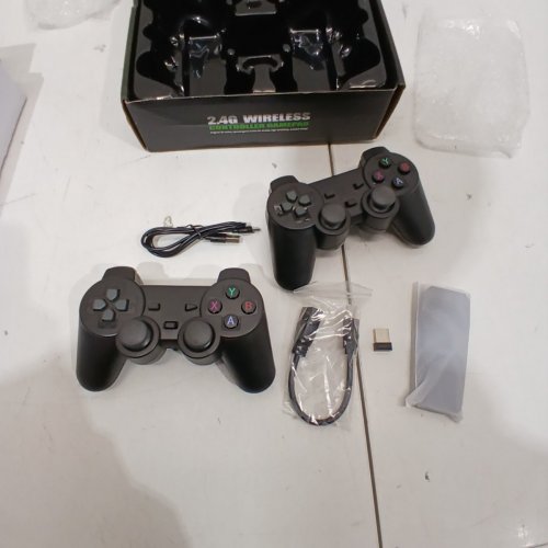 3PC RETRO GAME CONSOLE 2.4GHZ WIRELESS CONTROLLERS - BLACK image 3