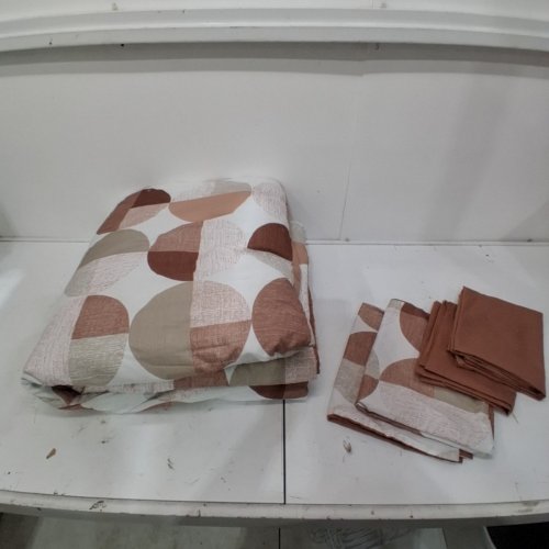 5PC REGENCY HEIGHTS COMFORTER AND PILLOWCASES PATTERNED BED SET - QUEEN - BROWN/CREAM image 3