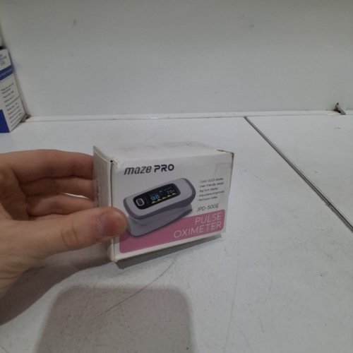JUMPER MEDICAL MAZE PRO FINGERTIP PULSE OXIMETER - WHITE/GREY (MODEL: JPD-500E) image 3
