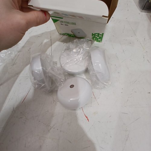 4PK LED NIGHT LIGHT - WHITE (ITEM: NO. 603) image 4