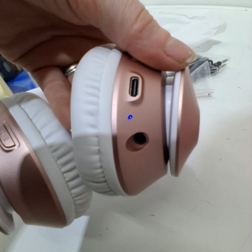 GLYNZAK FOLDABLE WIRELESS BLUETOOTH HEADPHONES - 65H PLAYTIME, 6 EQ MODES - ROSE GOLD/WHITE (MODEL: WH207A) image 2