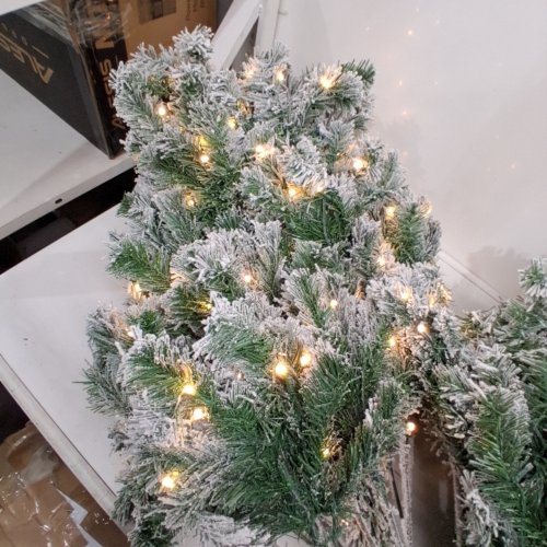 GARVEE PRE-LIT FLOCKED ARTIFICIAL CHRISTMAS TREE - 7FT 5" - WHITE/GREEN (MODEL: PHK_35HGLC46) image 2