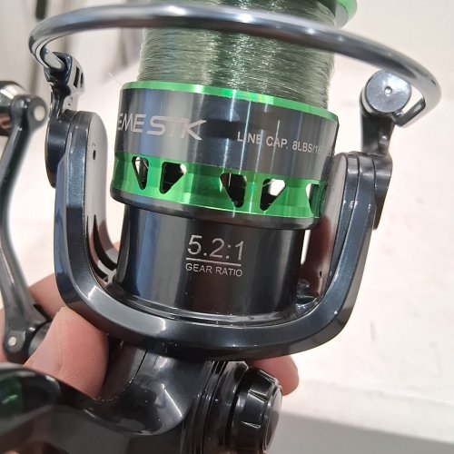 BPS EXTREME STK SPINNING REEL - 5.2:1 GEAR RATIO - RIGHT HAND RETRIEVE - BLACK/GREEN (MODEL: EXTS30) image 3