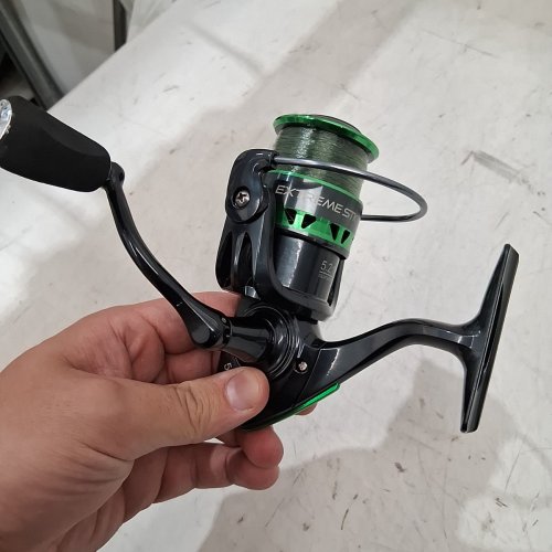 BPS EXTREME STK SPINNING REEL - 5.2:1 GEAR RATIO - RIGHT HAND RETRIEVE - BLACK/GREEN (MODEL: EXTS30) image 4