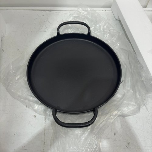 ONLYFIRE SKILLET ROUND CAST IRON PIZZA PAN - 16" - BLACK (MODEL: ‎SKPJ-LZ10009BS1) image 3