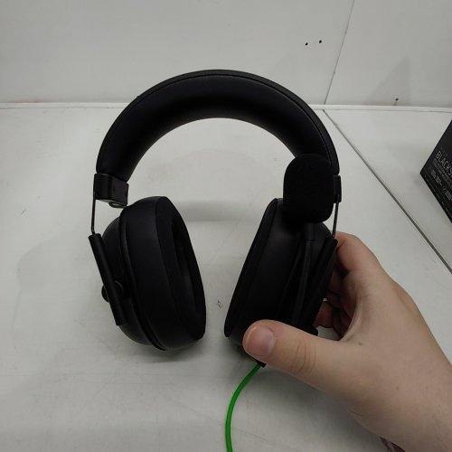 RAZER BLACKSHARK V2 X GAMING HEADSET: 7.1 SURROUND SOUND CAPABLE - 50MM DRIVERS - MEMORY FOAM CUSHION - FOR PC, PS4, NINTENDO SWITCH - 3.5MM HEADPHONE JACK - CLASSIC BLACK image 2