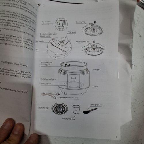STARFRIT ELECTRIC PRESSURE COOKER - STEAM TRAY, MEASURING CUP & SPATULA- 8L CAPACITY - BLACK (MODEL: 024603) image 5