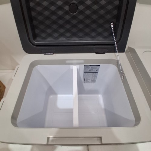 EUHOMY CAR ELECTRIC REFRIGERATOR COOLER WITH APP CONTROL - 30QT - 12V - BLACK/GREY (J30) image 5