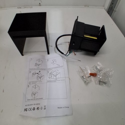 MODERN ADJUSTABLE LED WALL LIGHT WITH SHADE - 4.5" - 3000K - BLACK (MODEL: ESWB-30K4) image 3