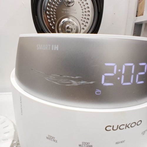 CUCKOO RICE COOKER TWIN PRESSURE INDUCTION HEATING - 10 CUP CAPACITY - WHITE (MODEL: CRP-LHTR1009F) image 4