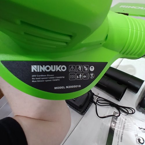 NINOUKO CORDLESS BLOWER WITH 2 BATTERIES AND CHARGER - 20 V - GREEN (MODEL: N200501G) image 3