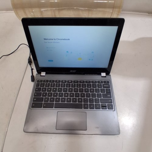ACER CHROMEBOOK 11, 11.6" WITH INTEL CELERON 3205U, 4GB RAM, 16GB SSD (MODEL: C740-C4PE) image 2