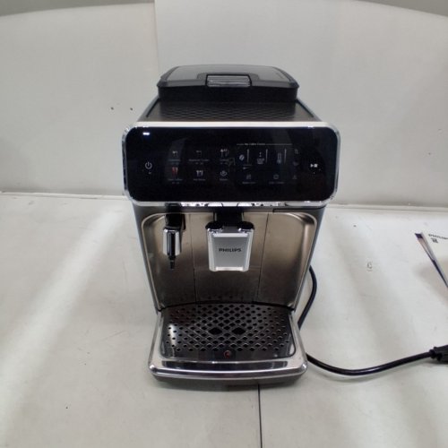 PHILIPS 3300 SERIES FULLY AUTOMATIC ESPRESSO MACHINE WITH INTUITIVE TOUCH DISPLAY & CLASSIC MILK FROTHER - BLACK/CHROME - (MODEL: EP3326/90) image 4