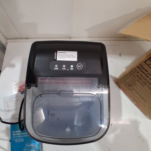 EUHOMY COUNTERTOP ICE MAKER MACHINE WITH HANDLE, BASKET AND SCOOP - MAKES 26LB/DAY - BLACK (MODEL: IM001-BBL-CAEH) image 2
