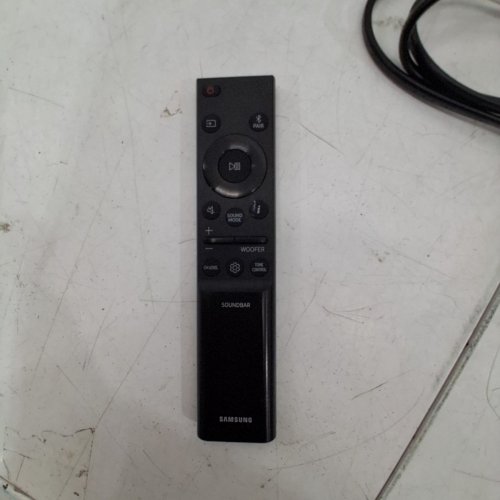 SAMSUNG 2.0 CH SOUNDBAR WITH DOLBY DIGITAL SPEAKERS - 4.21" X25.35" X 2.61" - BLACK - (MODEL:HW-B400F/ZC) image 4