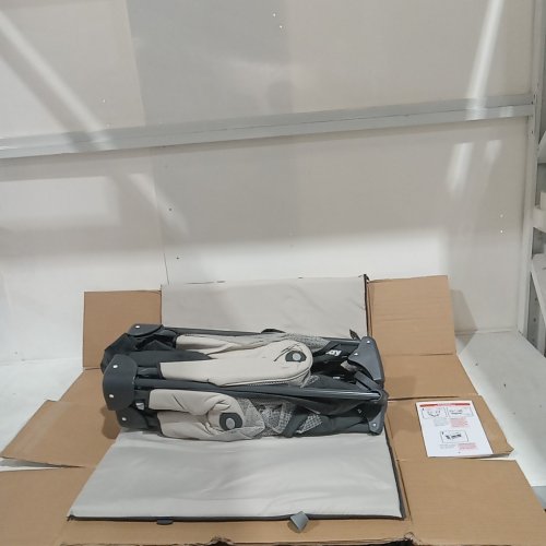 GRACO PACK N' PLAY PORTABLE FOLDABLE PLAYARD - OAKLEY BLACK/WHITE (MODEL: 2084226) image 3