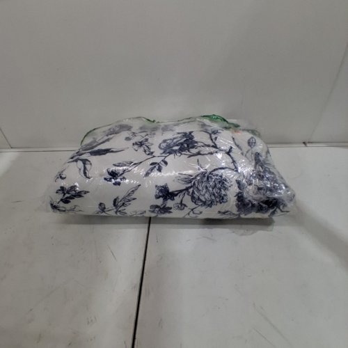BERKSHIRE LIGHTWEIGHT COOLING BLANKET - KING - WHITE/BLUE FLORALS (MODEL: 1986201) image 5