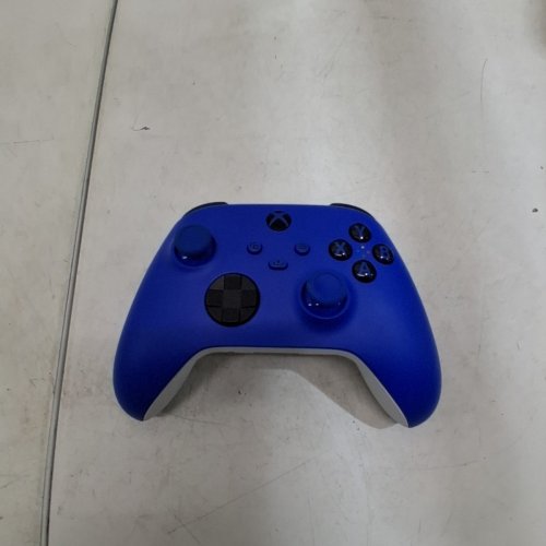 XBOX ONE CORE CONTROLLER - SHOCK BLUE image 3