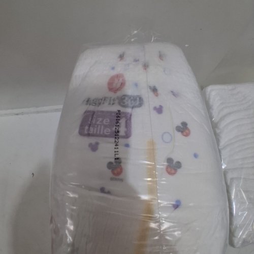 64PK HUGGIES LITTLE MOVERS HUGGFIT BABY DIAPERS WITH 360° WAISTBAND - SIZE 4 (22 - 37LB) (MODEL: 5661600) image 3
