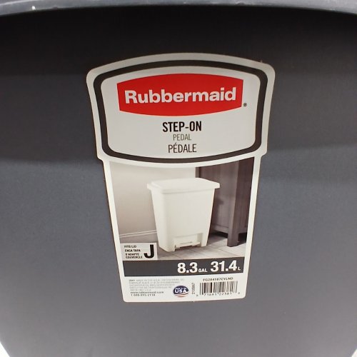 RUBBERMAID STEP-ON GARBAGE CAN - 31L - GREY image 3