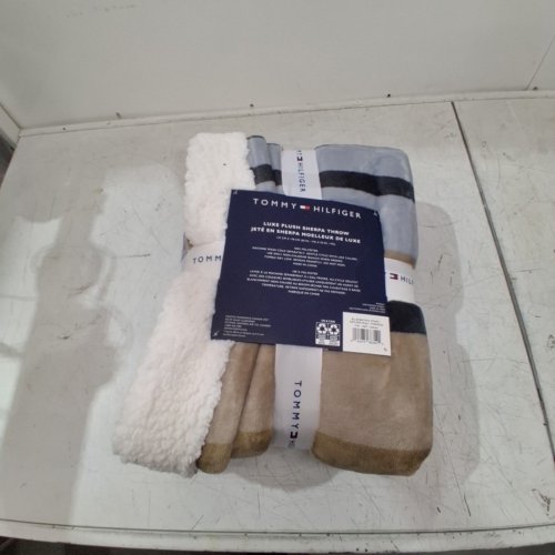 TOMMY HILFIGER LUXE PLUSH SHERPA THROW BLANKET - 50" X 70" - BLUE/BROWN STRIPE - (MODEL: 1362461) image 4