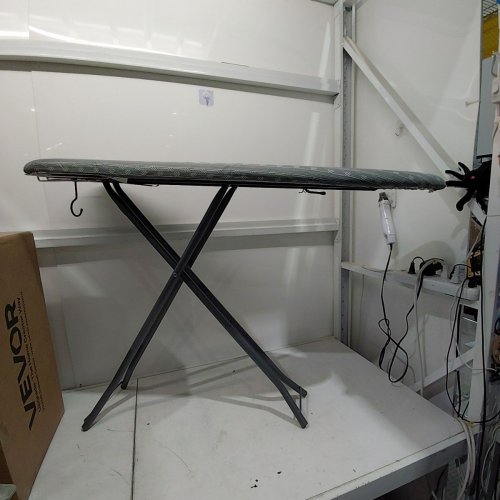 SONGMICS FOLDABLE HEIGHT ADJUSTABLE IRONING BOARD - UP TO 35" - GRAY (ITEM: LLB001G01) image 3