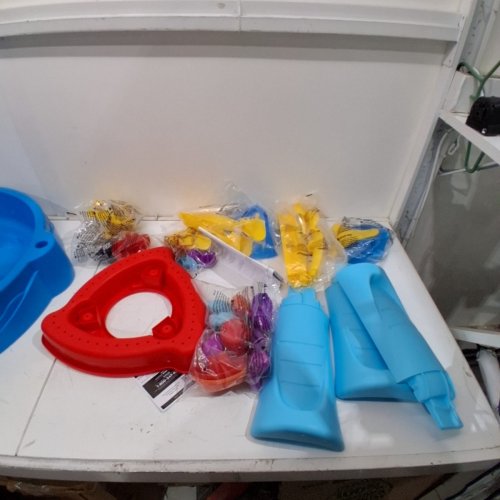 STEP2 TIDAL TOWERS WATER TABLE - 30" X 28" X 31.1" - MULTI-COLOUR (MODEL:2004953/4900C1) image 3