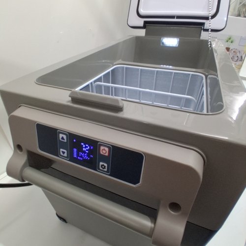 EUHOMY ELECTRIC COOLER CAR REFRIGERATOR WITH BLUETOOTH APP CONTROL - 12V/24V DC - 47QT - BLACK/GREY - (MODEL: CF001-45GR-CAEH) image 2