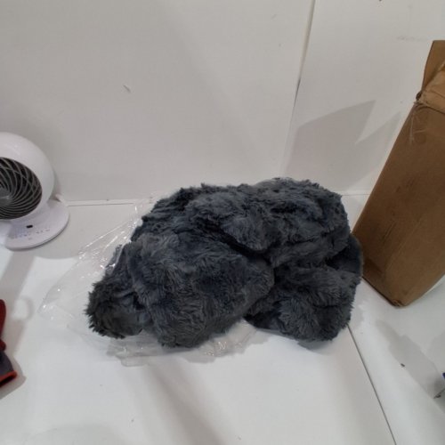 PLUSH FAUX FUR BED BLANKET - 68" X 68" - GREY (MODEL: TC-TB-FTMPP180W200LG) image 2