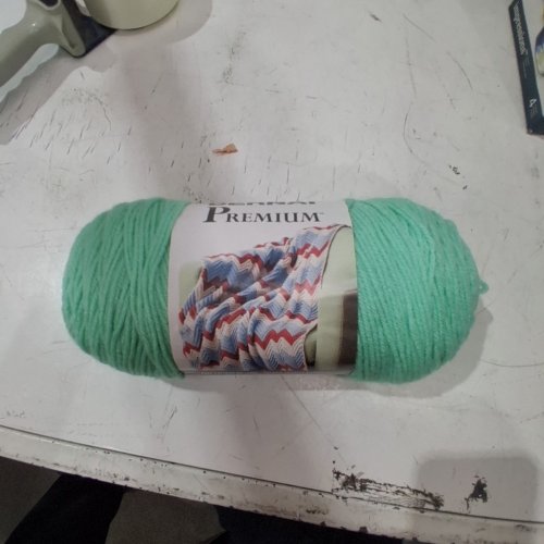 BERNAT PREMIUM ACRYLIC YARN - 7 OZ, 360 YARD - ICED AQUA image 2