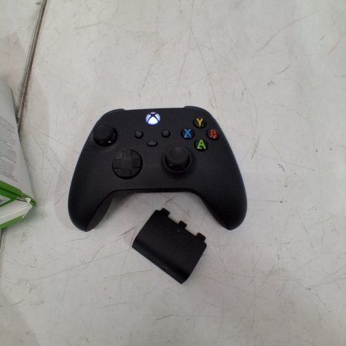MICROSOFT XBOX WIRELESS CONTROLLER - BLACK (MODEL: 1914) image 3