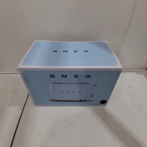 SMEG 50'S RETRO STYLE 2-SLICE TOASTER - BLACK (MODEL: TSF01BLUS) image 5