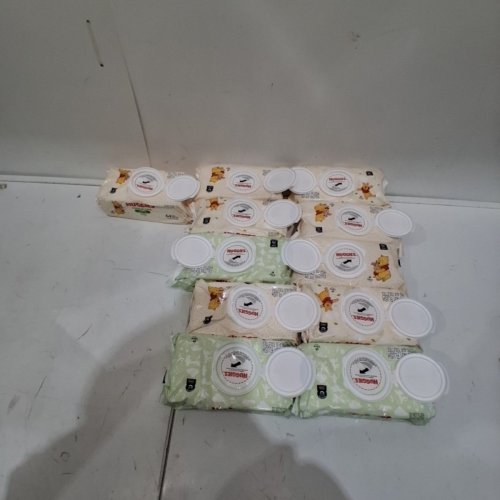 15PK HUGGIES NATURAL CARE DISNEY THEMED SENSITIVE BABY WIPES - 64 PER PACK (960 TOTAL) - WINNIE THE POOH image 3