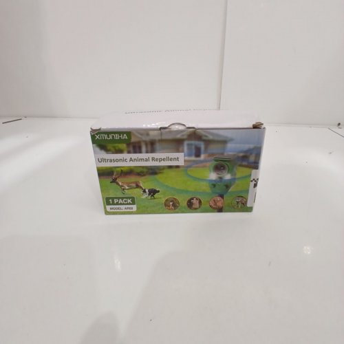 ULTRASONIC OUTDOOR SOLAR POWERED ANIMAL REPELLENT - GREEN (MODEL: Ar02) image 2