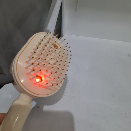 ELECTRIC SPRAY AIR CUSHION MASSAGE COMB FOR HAIR - IVORY image 2