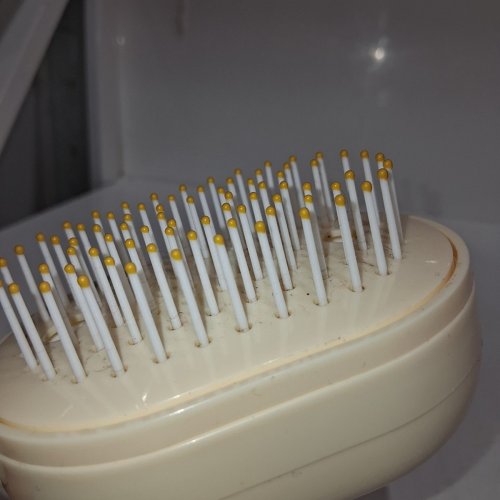 ELECTRIC SPRAY AIR CUSHION MASSAGE COMB FOR HAIR - IVORY image 4