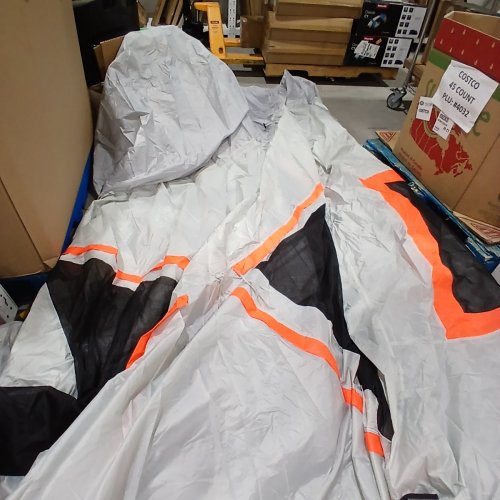 VEVOR TRUCK BED TENT - WHITE, GRAY AND ORANGE (MODEL: 121171) image 6