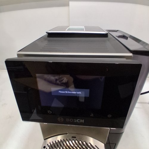 BOSCH VEROCAFE 800 SERIES AUTOMATIC ESPRESSO MACHINE WITH INTEGRATED MILK SYSTEM - BLACK/SILVER (MODEL: TQU60307) image 2