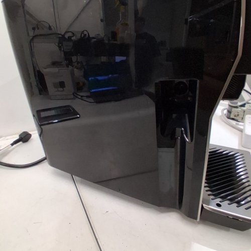 BOSCH VEROCAFE 800 SERIES AUTOMATIC ESPRESSO MACHINE WITH INTEGRATED MILK SYSTEM - BLACK/SILVER (MODEL: TQU60307) image 13