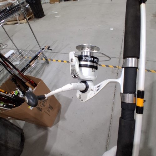 BPS KING KAT ROD AND REEL SPINNING COMBO - 4:4:1 - HEAVY ACTION - 10FT (MODEL: CBK1080HS-2) image 4