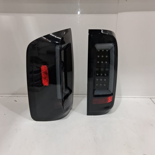 2PK SPYDER AUTO LED TAILLIGHTS FOR CHEVY COLORADO/GMC CANYON 2015-2019 - BLACK (MODEL: 5085252) image 4