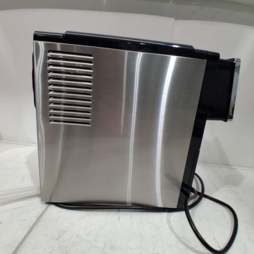 FRIGIDAIRE COUNTERTOP NUGGET ICE MAKER - 2.65L CAP - BLACK (MODEL: EFIC232-BLACK) image 8