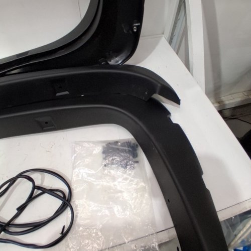 4PC FENDER FLARES TRIM GUARDS - FOR 1999-2006 CHEVY SILVERADO AND GMC SIERRA TRUCKS - BLACK image 3